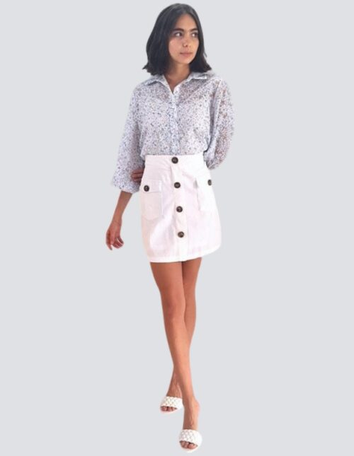 Falda blanca botones cafés al frente