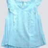 Blusa resorte corrugado, mangas campesina, azul con flores - Imagen 4