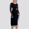 Vestido pegado al cuerpo, espalda descubierta, encaje negro
