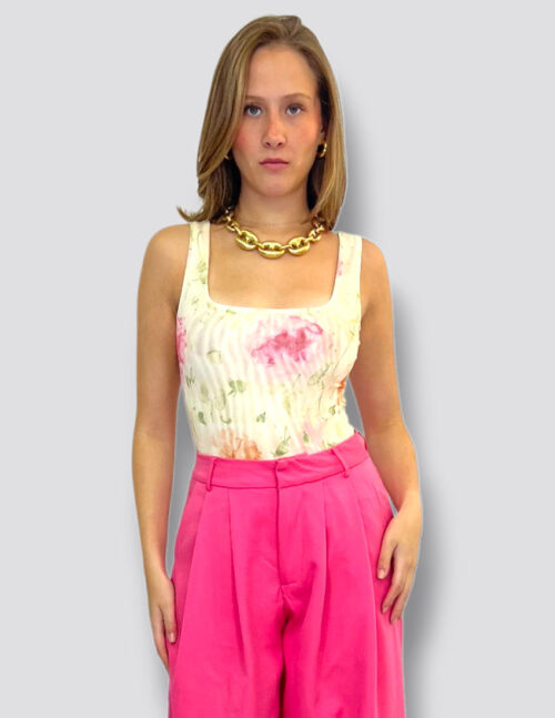 Body  tela mesh color hueso estampado flores