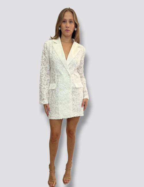 Vestido tipo sastre, encaje con diseño de flor - Imagen 2
