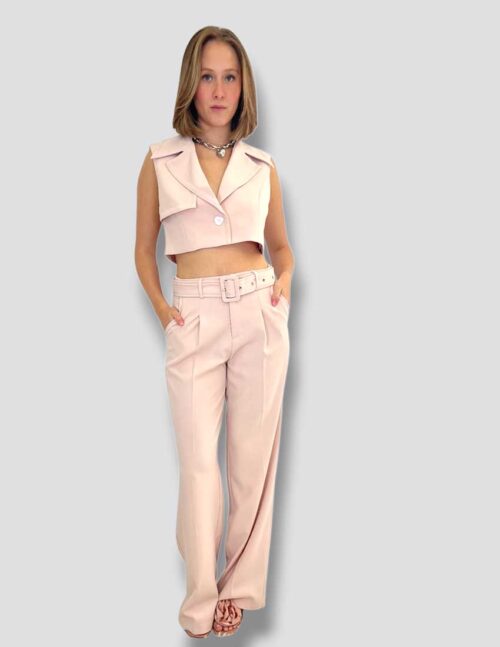 Set chaleco sastre corto y pantalón recto color sweet peach