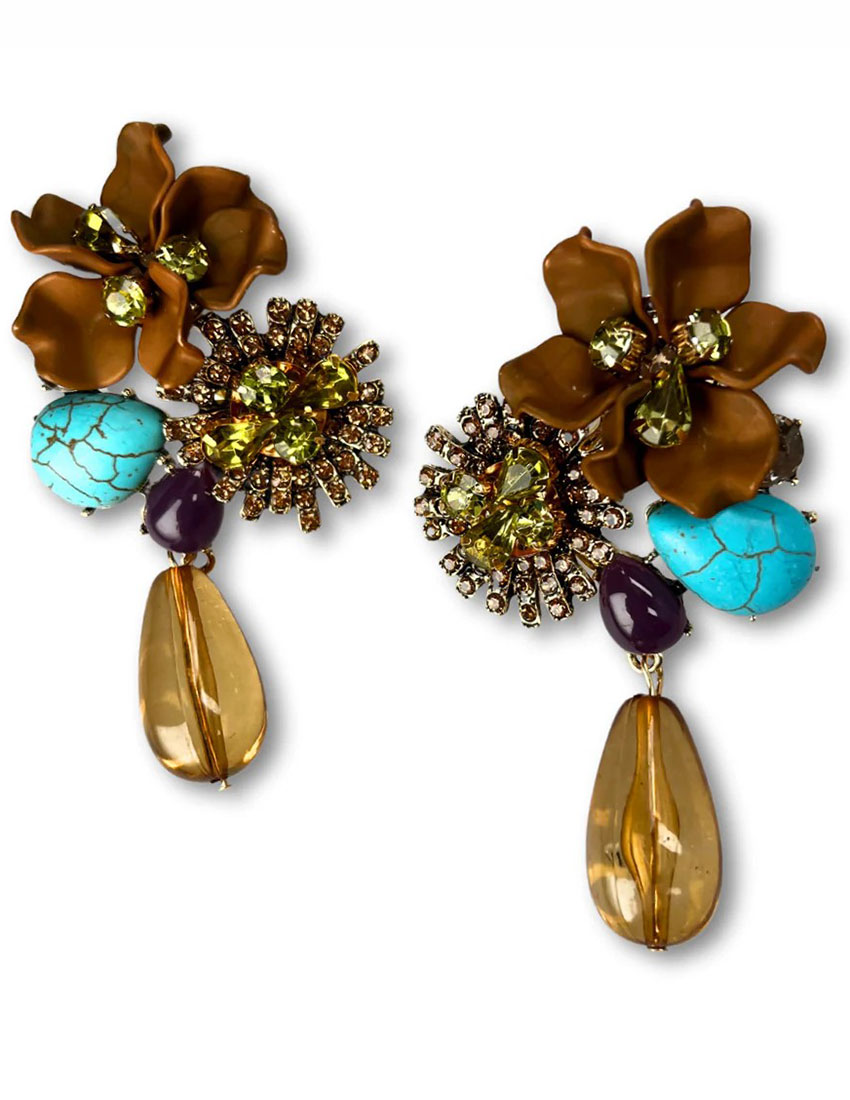 Aretes largos de flores de resina con cristales  en tonos cafes y azul aqua