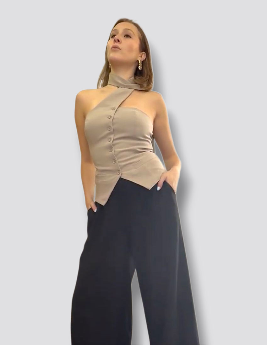 Chaleco tipo sastre asimetrico con lazo en el cuello moka