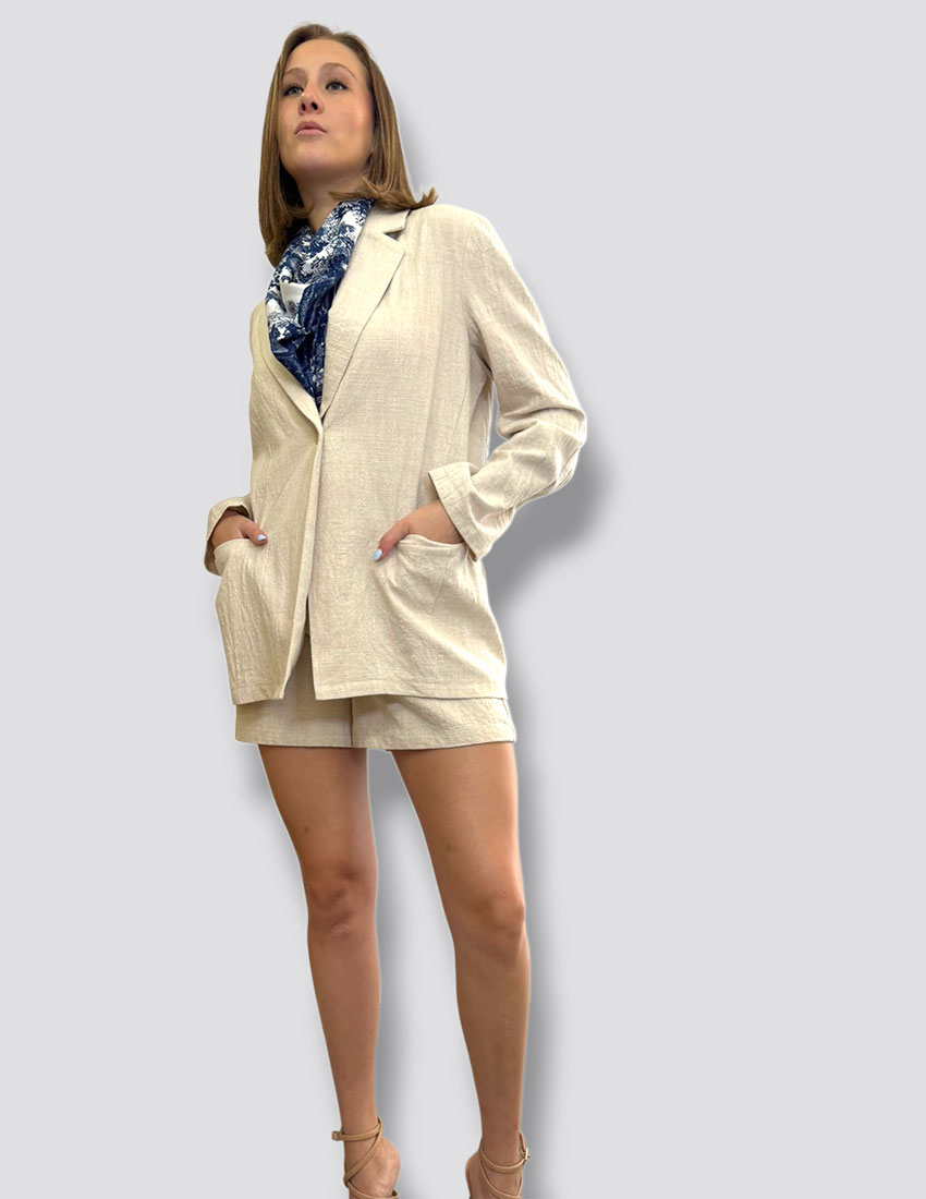 Set blazer y bermuda lino color nude