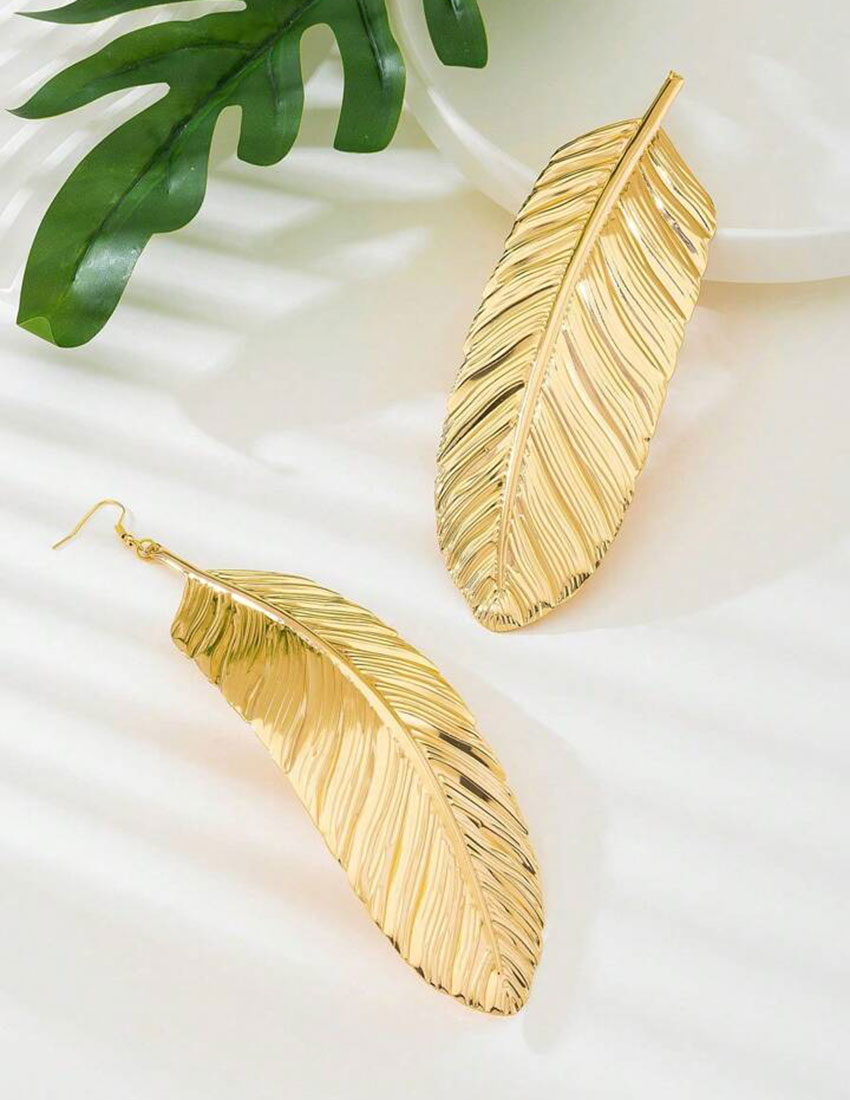 Maxi aretes diseño hojas color dorado