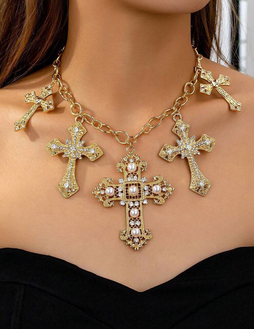Cadena gruesa con dijes de cruz, estilo vintage punk