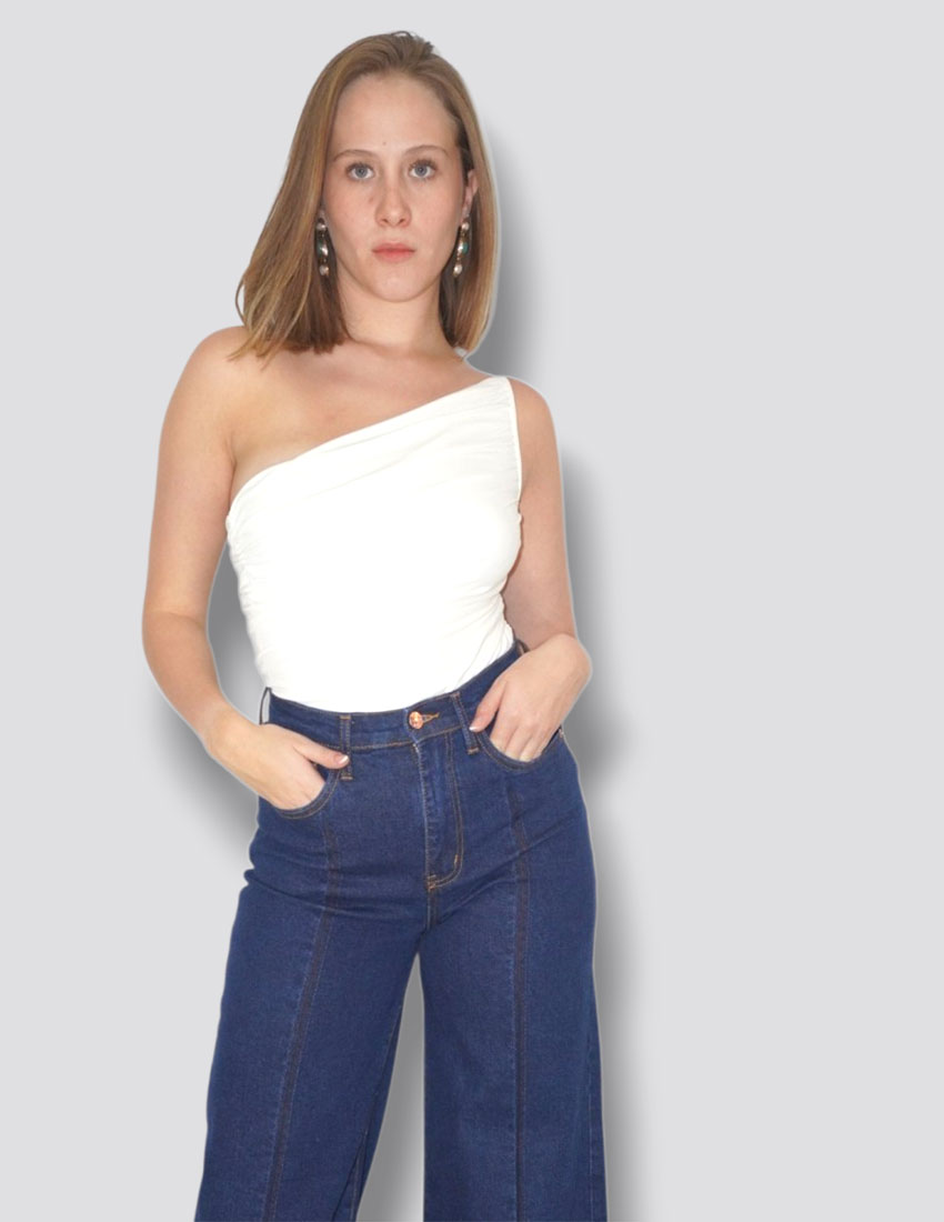 Body un hombro, diseño plisado