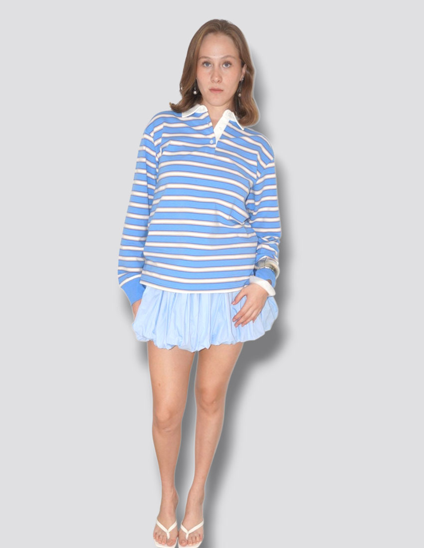 Playera tipo polo, manga larga, baby blue rayas beige