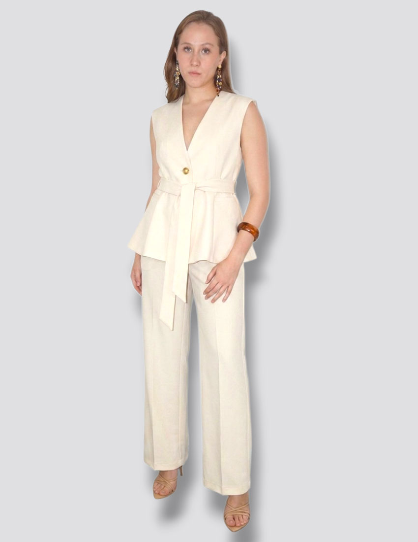 Set chaleco sastre escote en V y pantalon color amarillo mantequilla